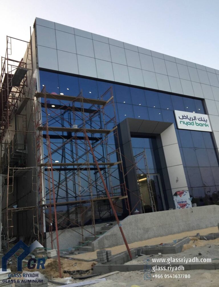 واجهات زجاج استركشر